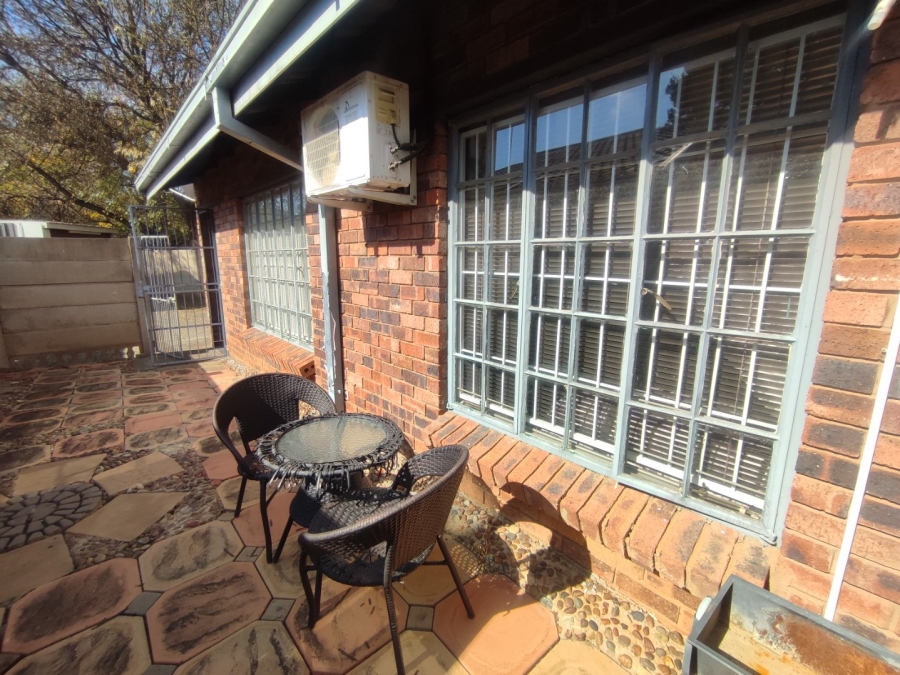 2 Bedroom Property for Sale in Willows Free State